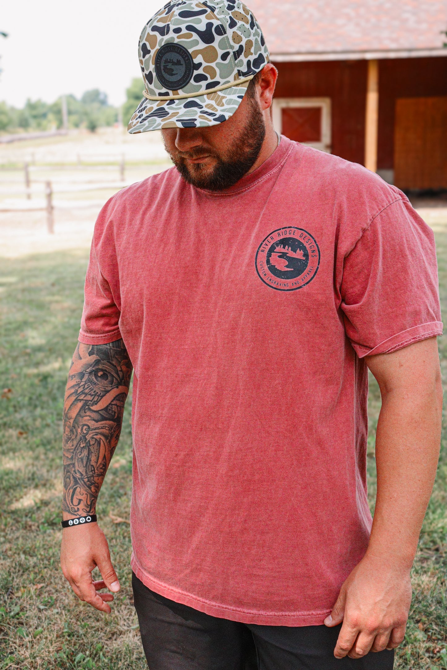 Retriever Graphic Tee